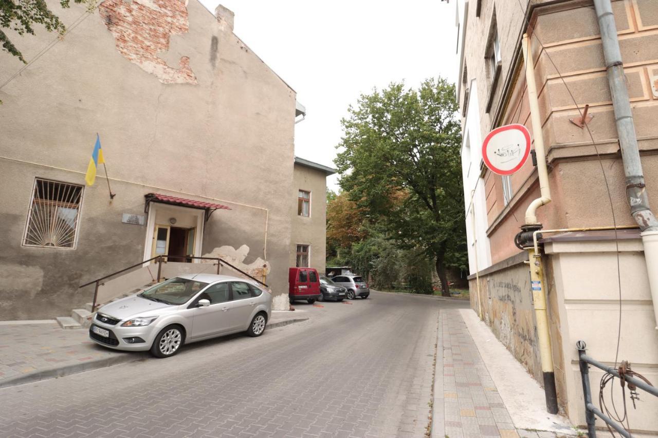 Cosmos Apartment Ternopil Exterior photo
